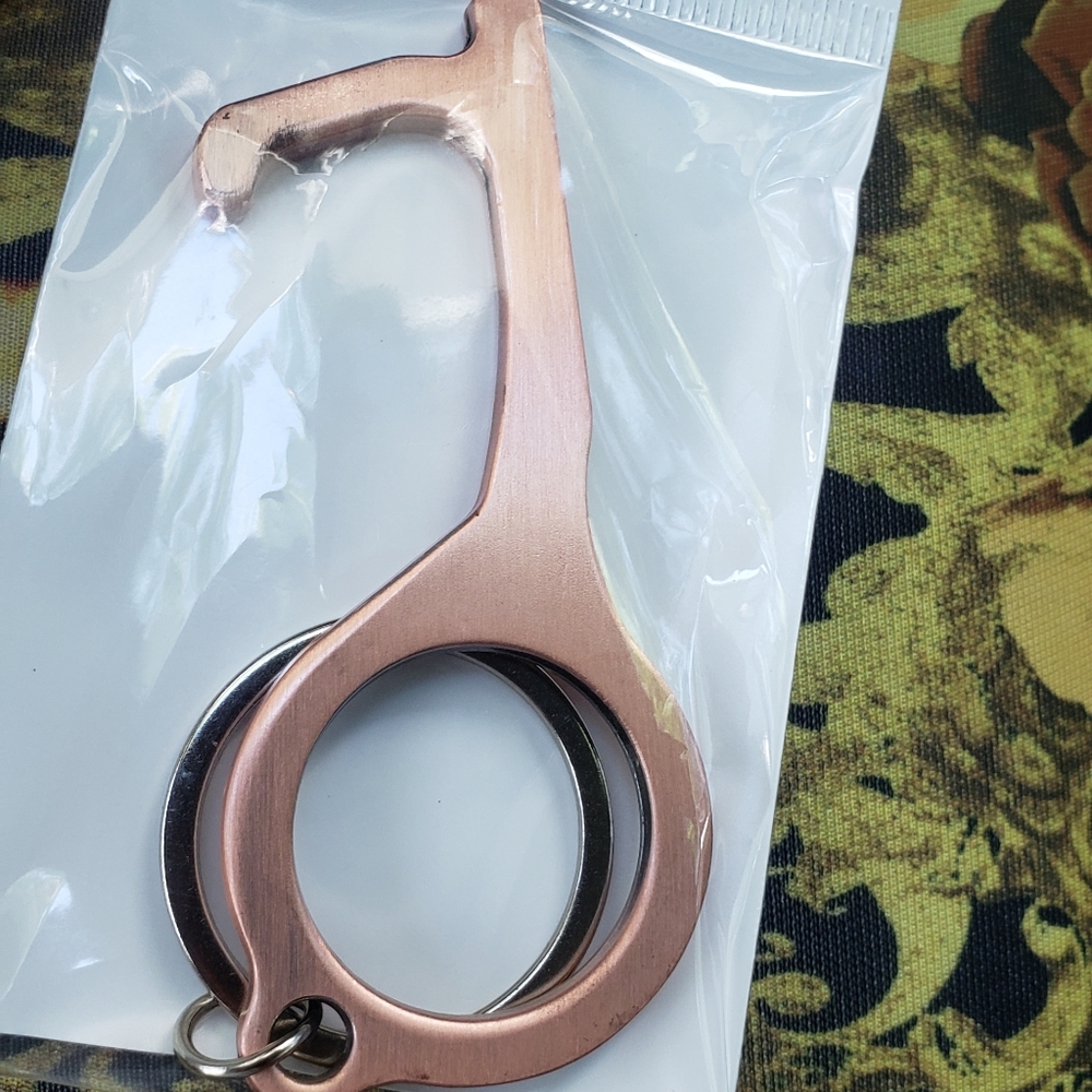 COPY - Non contact coronavirus key door.Opener